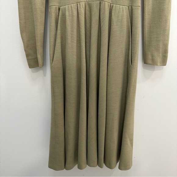 VINTAGE circle skirt dress. So flattering. - Picture 8 of 16
